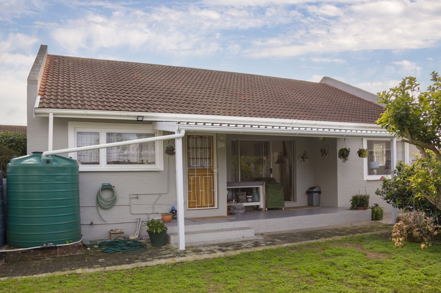 2 Bedroom Property for Sale in East Bank Eastern Cape